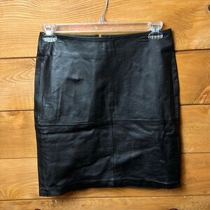 Newport‎ News Womens 8 Black Genuine Leather short Skirt Lined 90's vintage mini